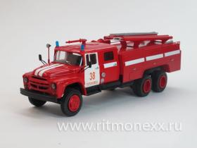 АЦ-40(133Г2)-181 Пожарная автоцистерна, ранняя облицовка радиатора