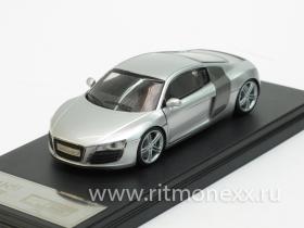 Audi R8, silver