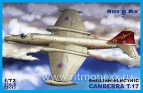 Внимание! Модель уценена! Самолет E.E Canberra T.17