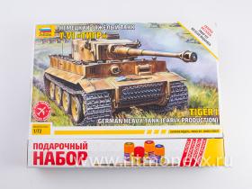 Немецкий тяжелый танк T-VI "Тигр"