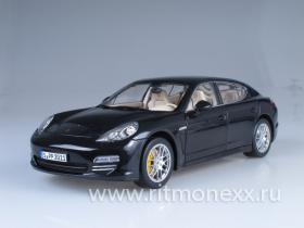 Porsche Panamera 4S - black 2009